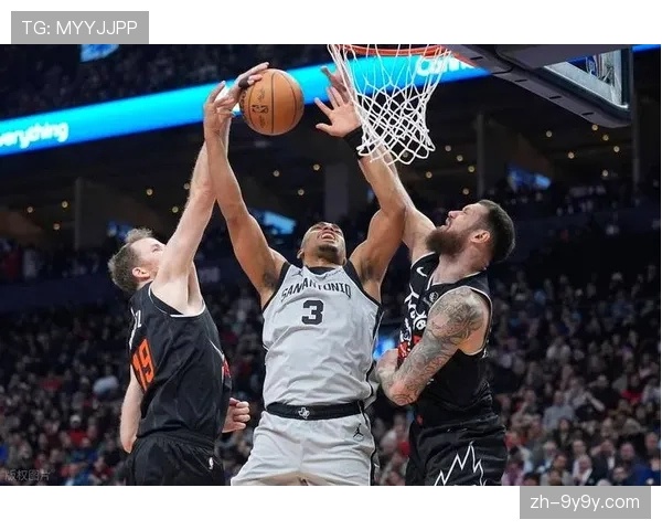 马刺110-107击败猛龙豪取十连胜,文班亚马12分8篮板5封盖 马刺110-107击败猛龙豪取十连胜,文班亚马12分8篮板5封盖